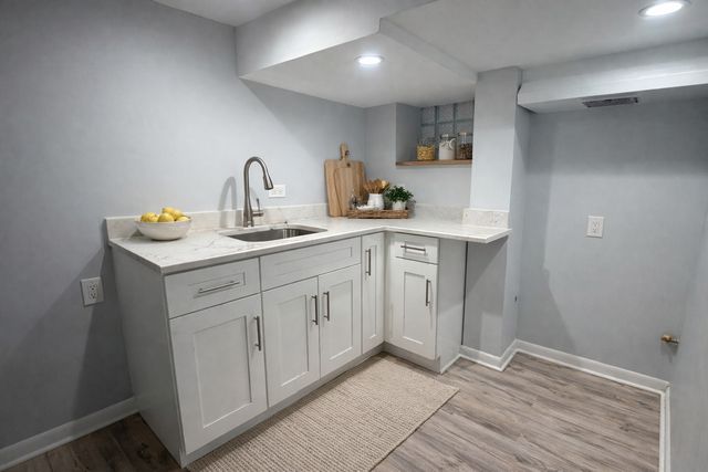 4937 S Prairie Avenue, Chicago, IL 60615