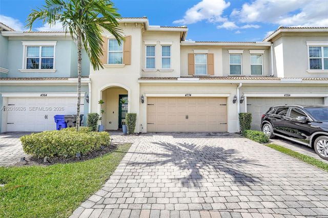4774 Eucalyptus Dr, Hollywood, FL 33021