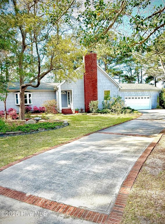 115 Apollo Drive, Cape Carteret, NC 28584