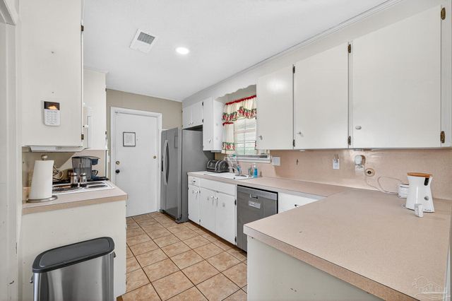 4220 La Borde Ln, Pensacola, FL 32514