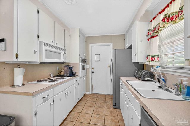 4220 La Borde Ln, Pensacola, FL 32514
