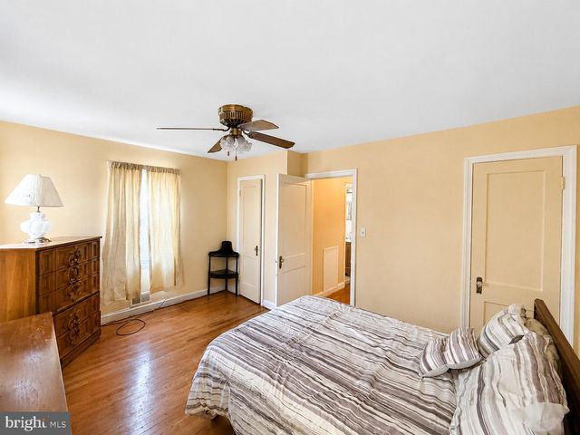 3229 12TH PL SE, Washington, DC 20032