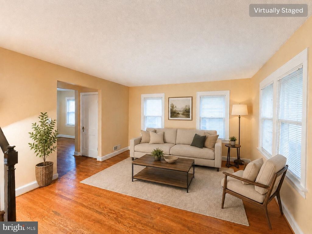 3229 12TH PL SE, Washington, DC 20032