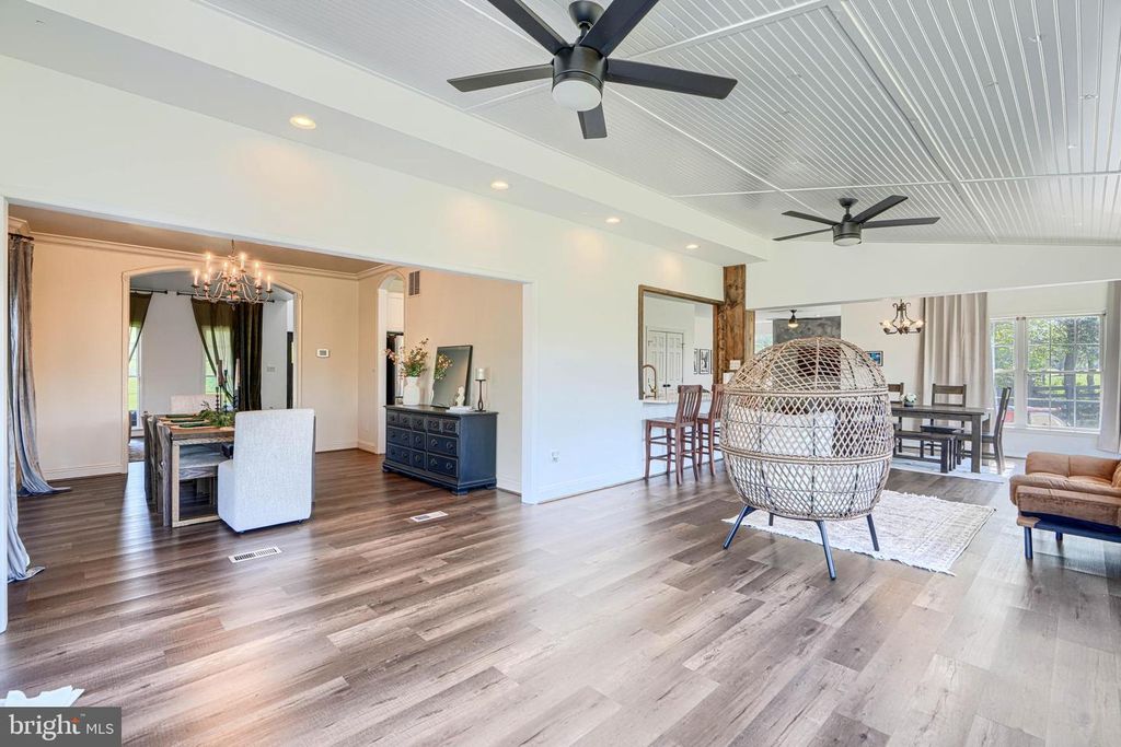 Image 19 of property listing at 208 CHRISTOPHER RD, Forest Hill, MD 21050