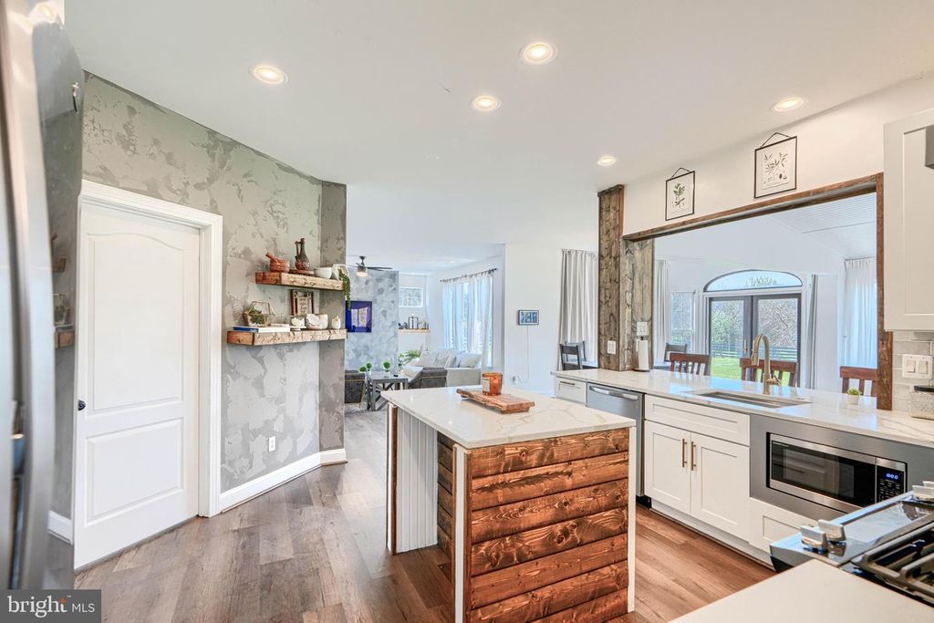 Image 38 of property listing at 208 CHRISTOPHER RD, Forest Hill, MD 21050