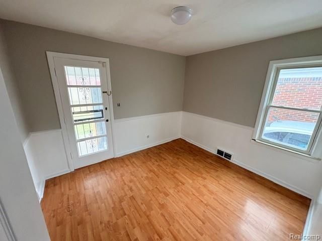 15337 Veronica Avenue, Eastpointe, MI 48021