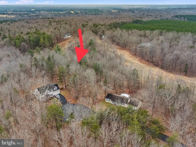 102 OAKMONT DR, Gordonsville, VA 22942