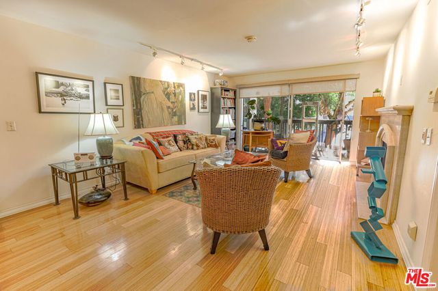 8105 Raintree Circle, Culver City, CA 90230