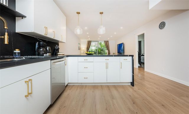 600 Three Islands Blvd 214, Hallandale Beach, FL 33009