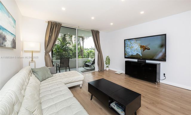 600 Three Islands Blvd 214, Hallandale Beach, FL 33009