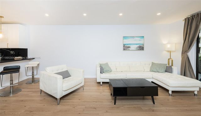 600 Three Islands Blvd 214, Hallandale Beach, FL 33009