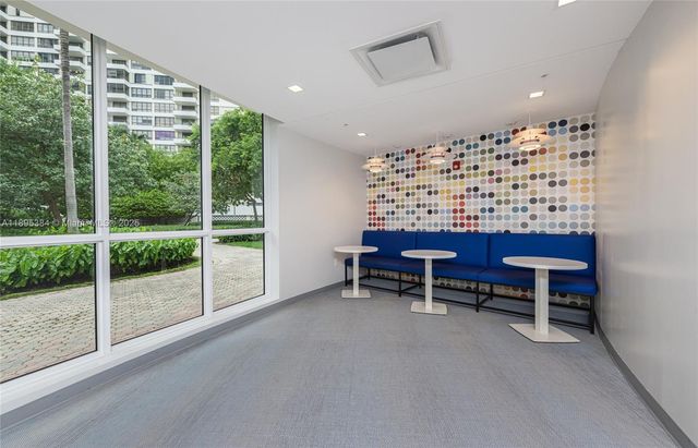 600 Three Islands Blvd 214, Hallandale Beach, FL 33009