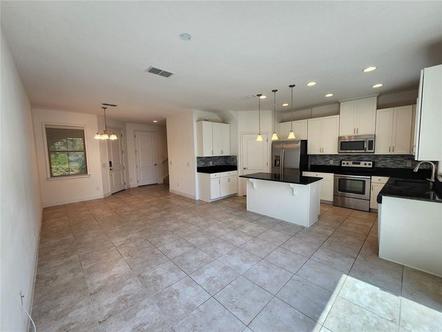 9805 WINNINGTON STREET, Orlando, FL 32832