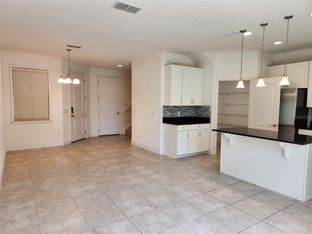 9805 WINNINGTON STREET, Orlando, FL 32832