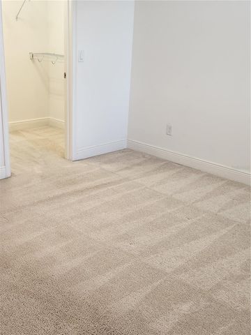 9805 WINNINGTON STREET, Orlando, FL 32832
