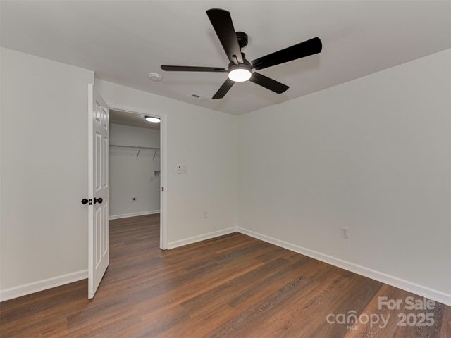 3204 Amay James Avenue, Charlotte, NC 28208