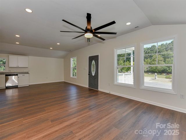 3204 Amay James Avenue, Charlotte, NC 28208