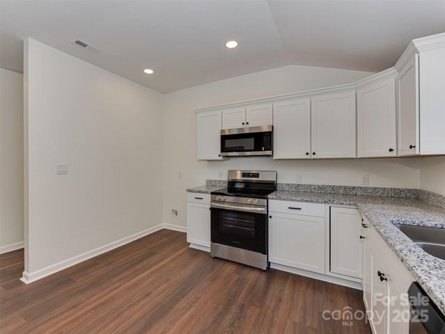 3204 Amay James Avenue, Charlotte, NC 28208