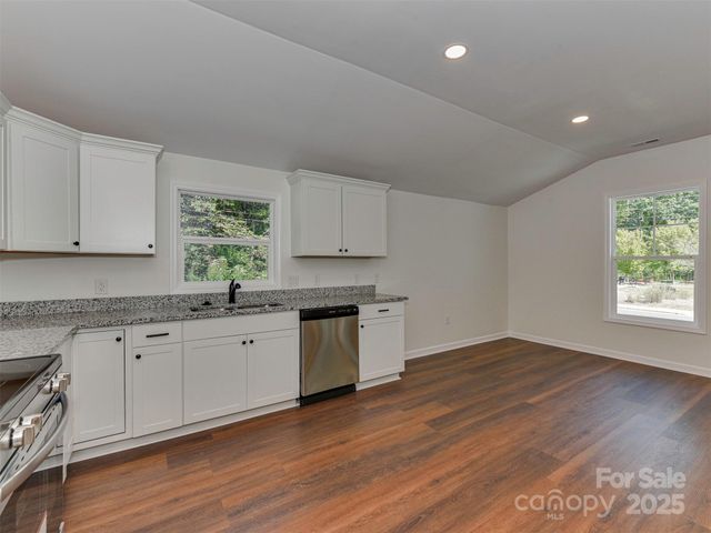 3204 Amay James Avenue, Charlotte, NC 28208