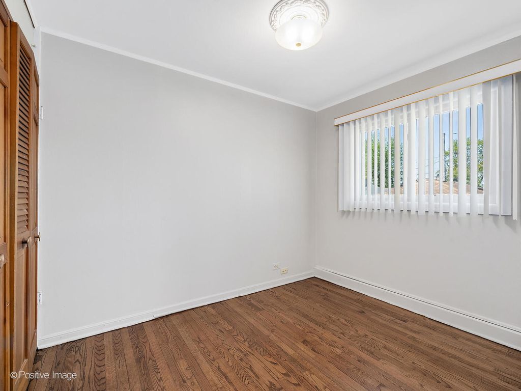 property-img