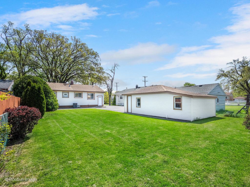 property-img