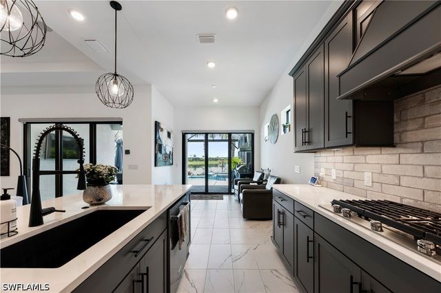 20422 Pebble Glen DR, Estero, FL 33928