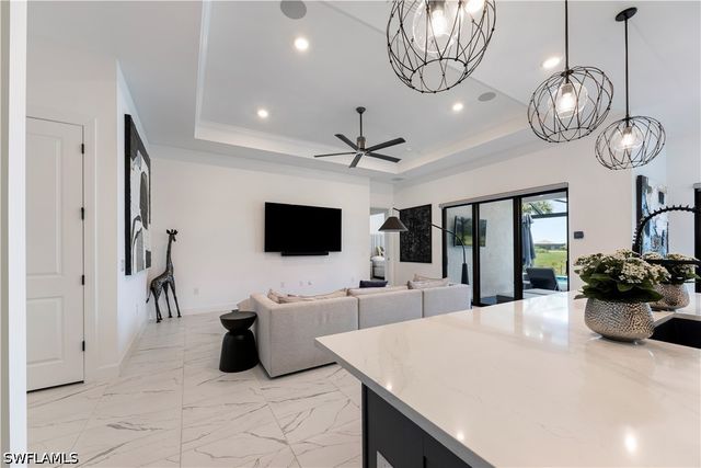 20422 Pebble Glen DR, Estero, FL 33928