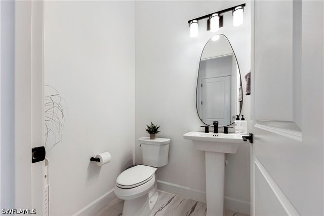 20422 Pebble Glen DR, Estero, FL 33928