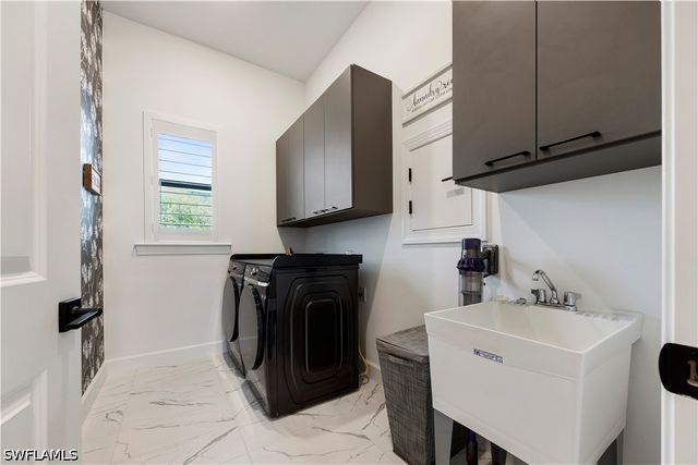 20422 Pebble Glen DR, Estero, FL 33928