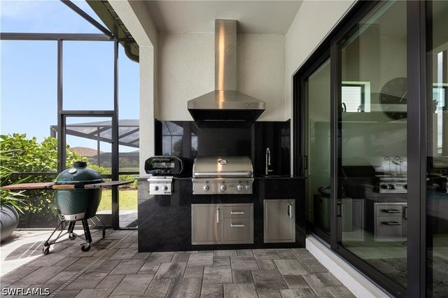 20422 Pebble Glen DR, Estero, FL 33928