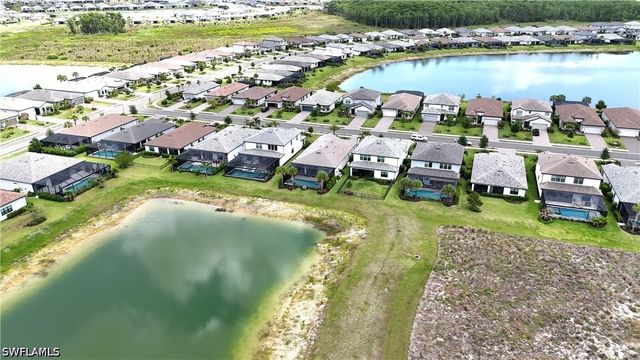 20422 Pebble Glen DR, Estero, FL 33928