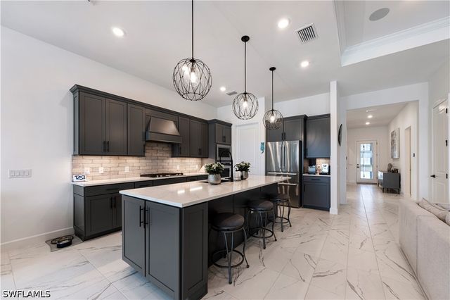 20422 Pebble Glen DR, Estero, FL 33928