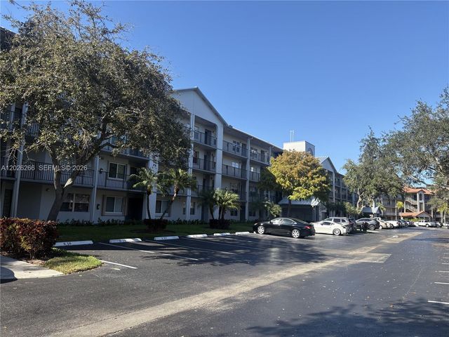 1300 SW 125th Ave 204, Pembroke Pines, FL 33027