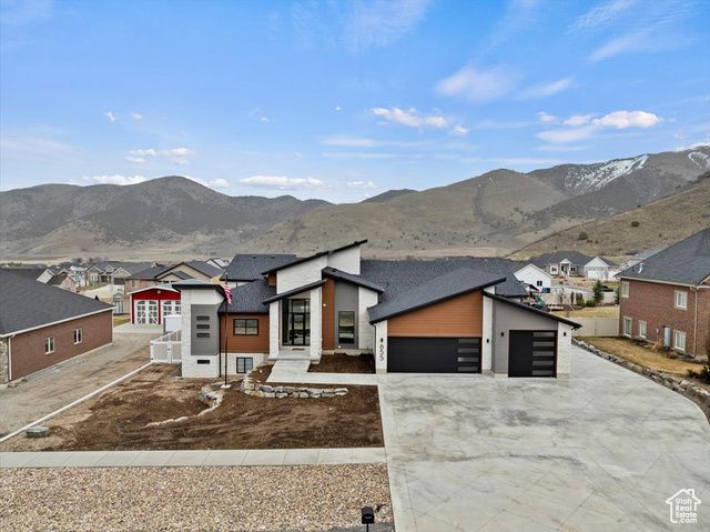 655 WILARD PEAK RD, Mantua, UT 84324
