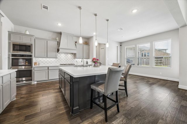 3217 Dovetail Colony Court, League City, TX 77573