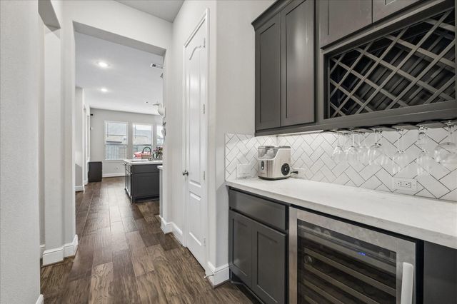 3217 Dovetail Colony Court, League City, TX 77573