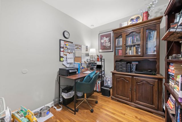 22716 Chapoton Road, Saint Clair Shores, MI 48080