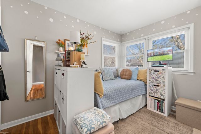 22716 Chapoton Road, Saint Clair Shores, MI 48080