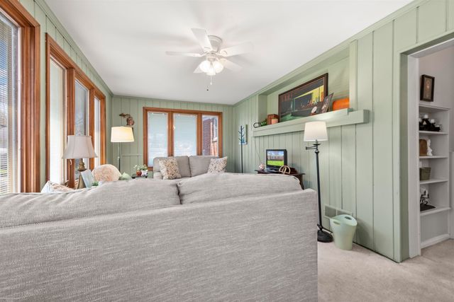 22716 Chapoton Road, Saint Clair Shores, MI 48080