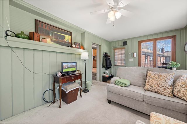 22716 Chapoton Road, Saint Clair Shores, MI 48080