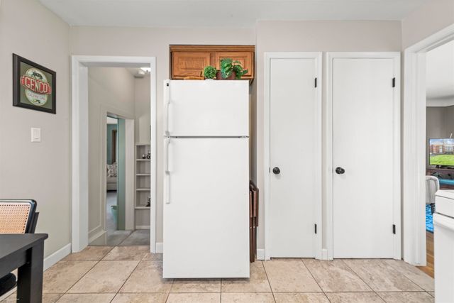 22716 Chapoton Road, Saint Clair Shores, MI 48080
