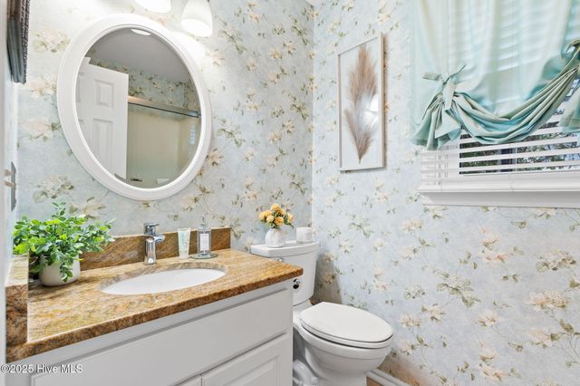 422 36th Street, Sunset Beach, NC 28468