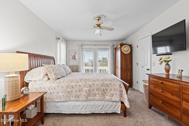 422 36th Street, Sunset Beach, NC 28468