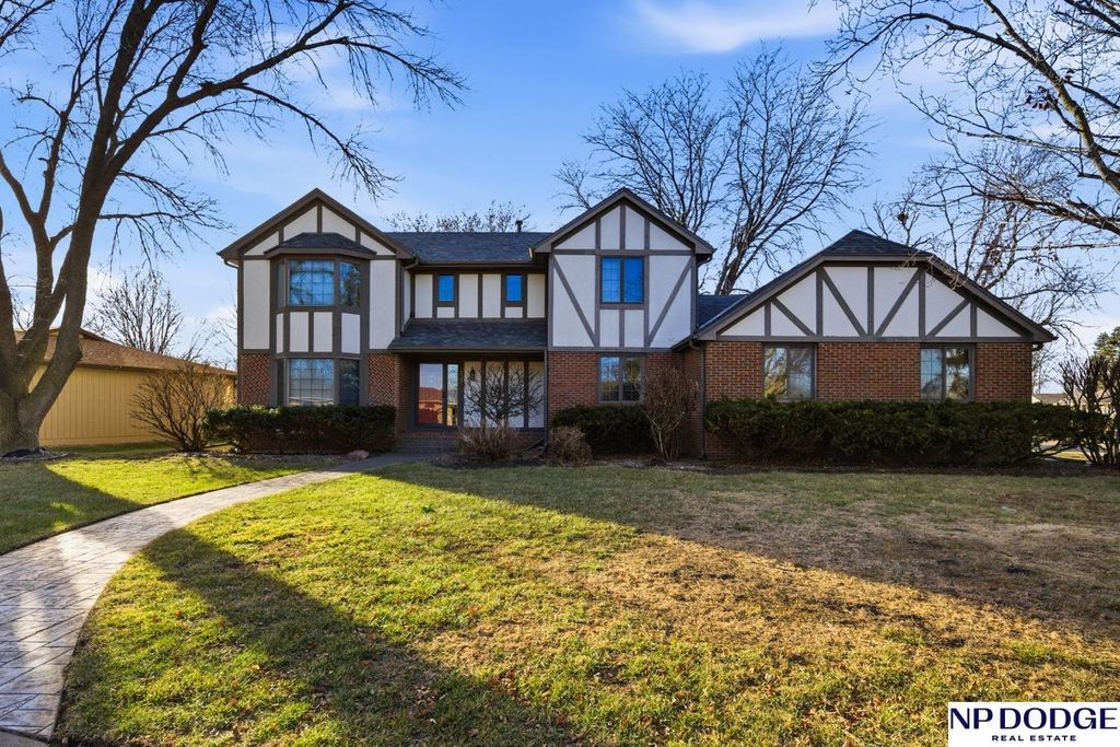 1429 N William Avenue, Fremont, NE 68025