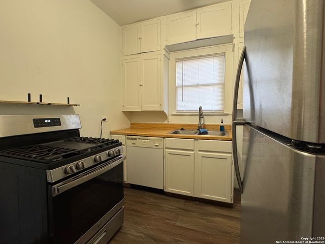 2014 W Mulberry Ave, San Antonio, TX 78201