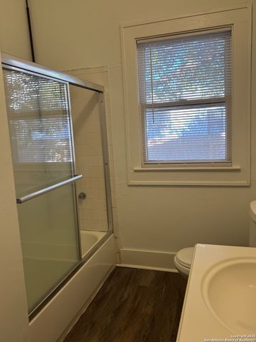 2014 W Mulberry Ave, San Antonio, TX 78201