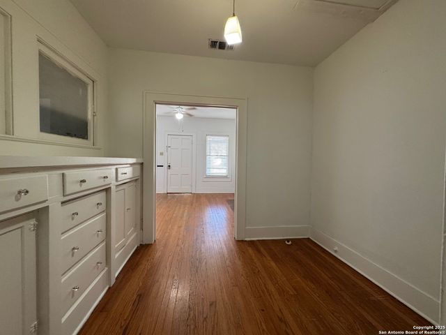 2014 W Mulberry Ave, San Antonio, TX 78201