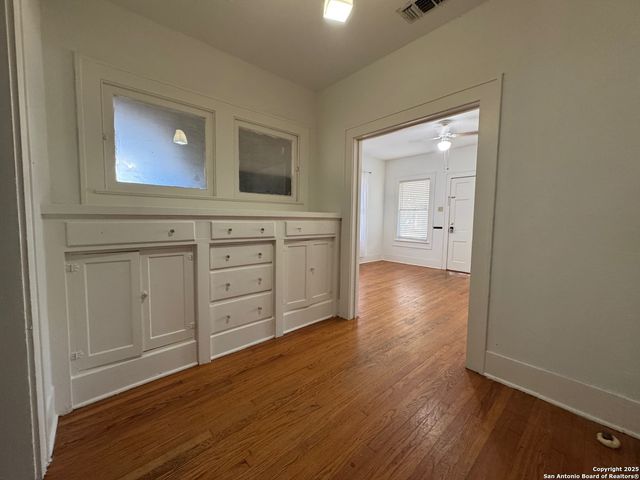 2014 W Mulberry Ave, San Antonio, TX 78201