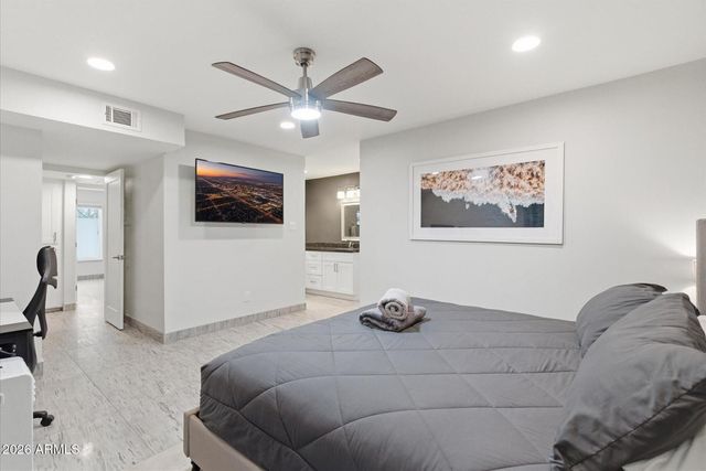 4950 N Miller Road Apt 100, Scottsdale, AZ 85251