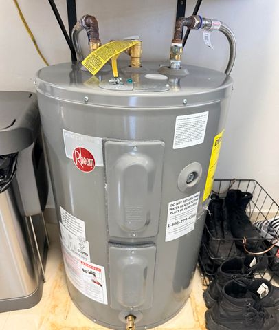 955 NW 4th St Street, Belle Glade, FL 33430